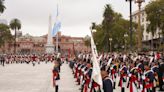 El Gobierno instaura un inédito cambio de guardia de los regimientos Granaderos, Patricios e Iriarte en Plaza de Mayo