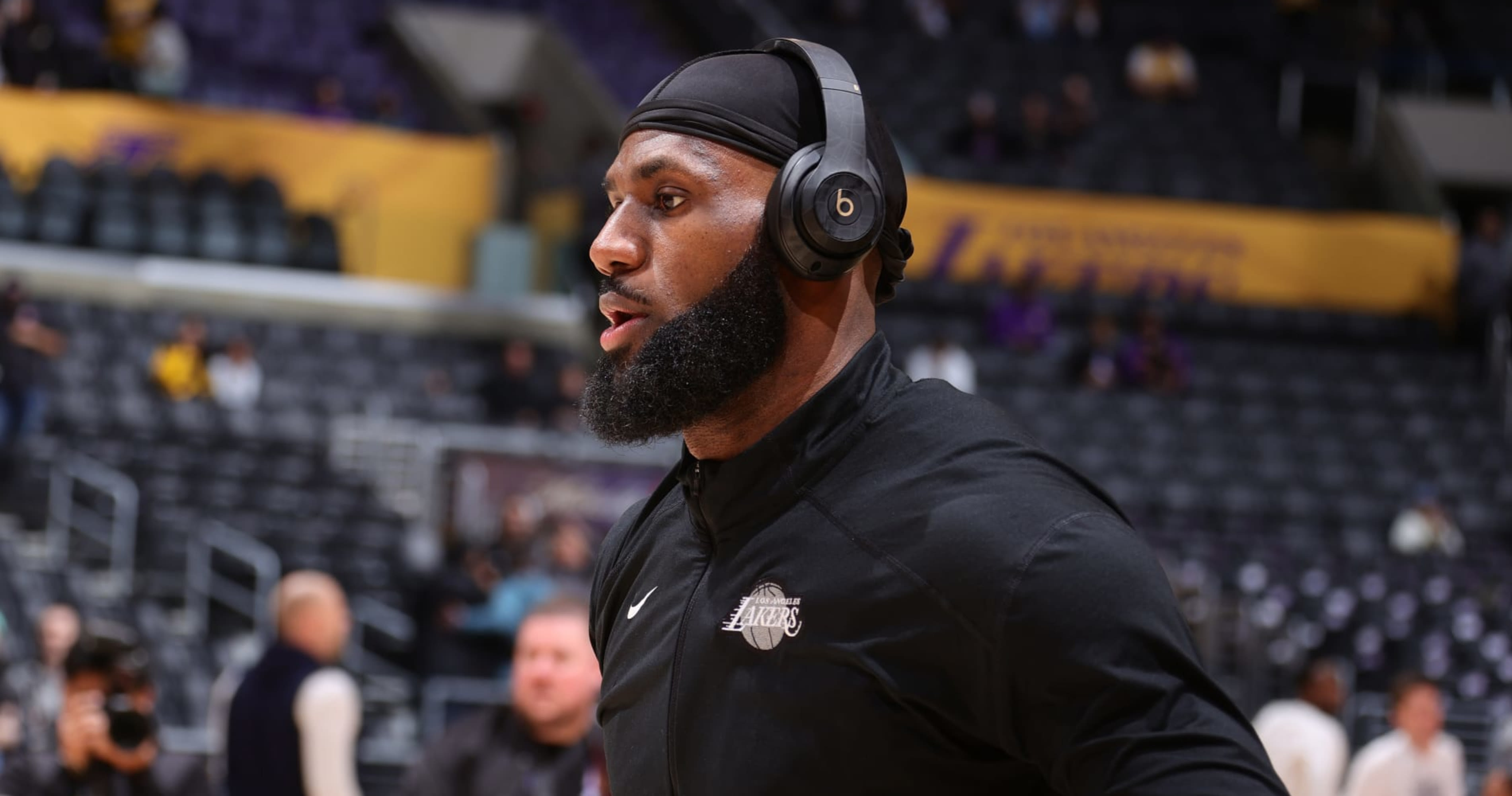 Lakers' LeBron James Hypes Eminem's New Song 'Houdini' After Music Video Drops