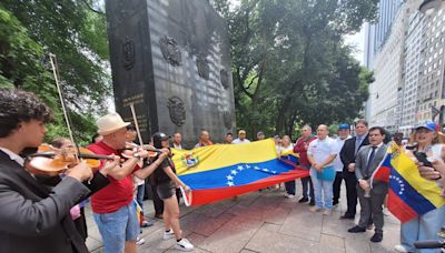 Venezolanos de NY conmemoraron la independencia de su país con el reto de lograr nuevamente su libertad - El Diario NY