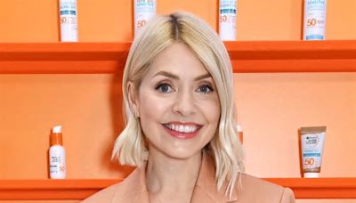 Holly Willoughby's sellout £20 M&S vase is Instagram's latest obsession – and we've found 3 equally stunning alternatives