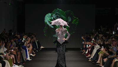 Robert Wun Expands on His Signature Shapes for Fall 2024 Haute Couture