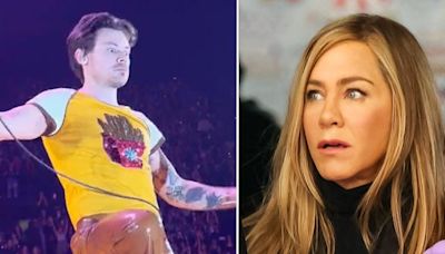 Harry Styles Rips His Pants In Front Of First 'Celebrity Crush' Jennifer Aniston During L.A. Concert — Photos