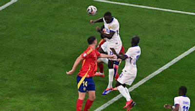 France-Espagne: l’ouverture du score de Kolo Muani sur un caviar de Mbappé, enfin un but dans le jeu pour les Bleus