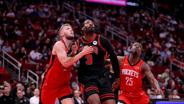 NBA Free Agency: Rockets' Reggie Bullock Still Unsigned