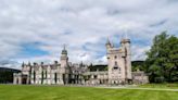 14 Beautiful Castles in Scotland — From Cliffside Ruins to Present-day Royal Homes