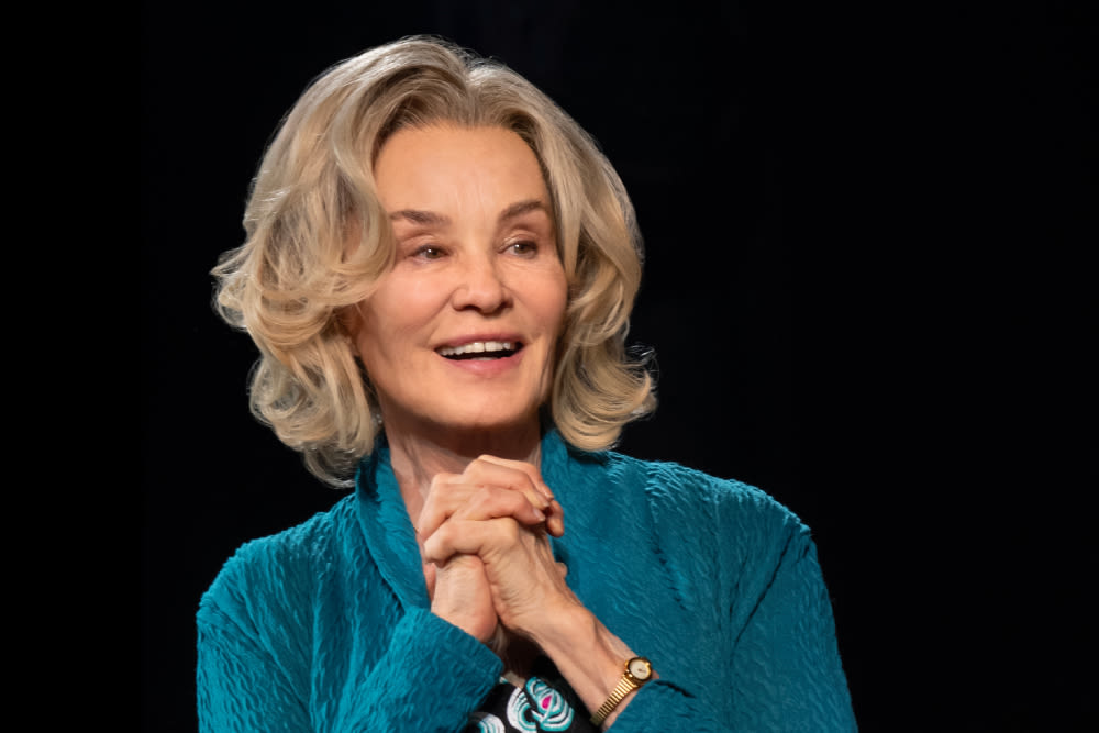 Why Tony Nominee Jessica Lange Feels ‘Wild and Liberated’ in Broadway’s ‘Mother Play’