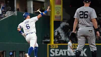 DJ LeMahieu error leads to late Rangers rally as Clay Holmes, Yankees implode