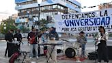 Realizaron un festival callejero en Neuquén en defensa de la universidad pública