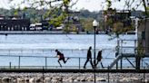 Iowa counties along the Mississippi River brace for potentially record-breaking flood levels