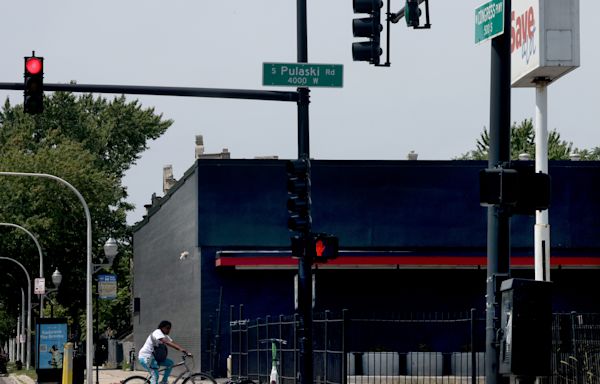 Chicago inches closer to a city-owned grocery store after study finds it ‘necessary’ and ‘feasible’