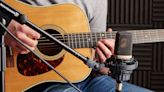 How to choose the best microphone for your acoustic guitar