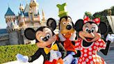 Cuál es el gesto que tienen prohibido los trabajadores de los Parques de Disney | Espectáculos