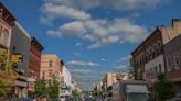 Balacera en robo a licorería en Queens, Nueva York: un herido grave; dueño hispano detenido - El Diario NY