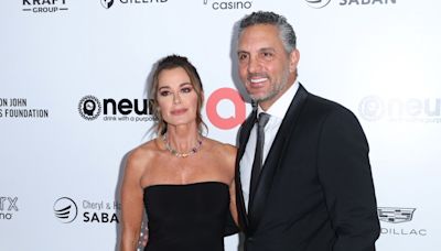 Mauricio Umansky Celebrates 54th Birthday With Kyle Richards Amid Separation