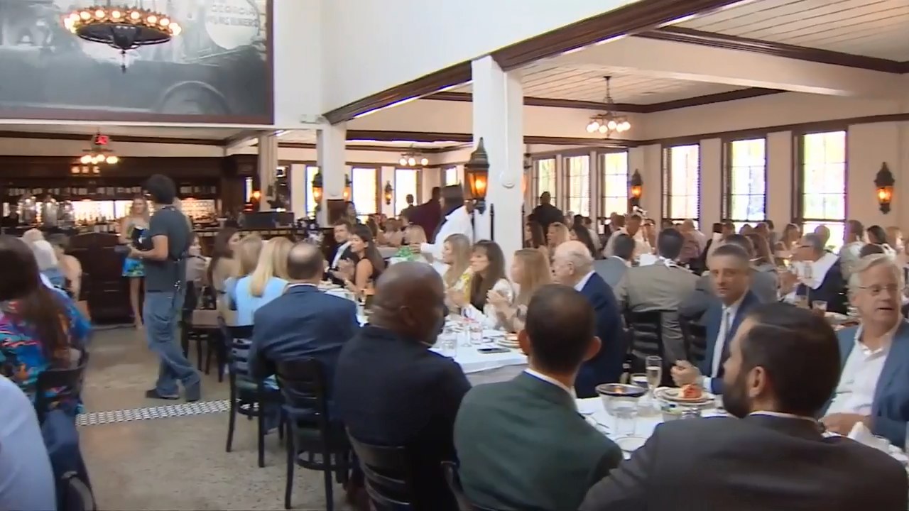 Boys and Girls Club of Miami-Dade hold 13th annual Claws for Kids event at Joe’s Stone Crab in Miami Beach - WSVN 7News | Miami News, Weather, Sports...