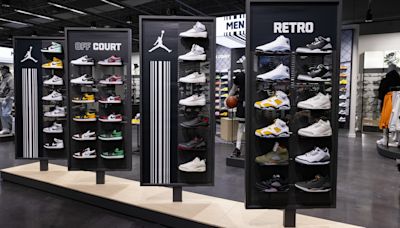 Foot Locker CEO says 'brick and mortar is never going to be dead'