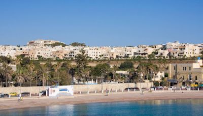 Irishman shot dead by police after woman stabbed to death in Malta