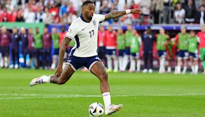 London's US Embassy inspired by Ivan Toney's 'no-look' penalty technique | ITV News