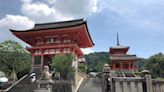 Wary of foreign 'bad manners', Japan cautuously eases borders to aid tourism