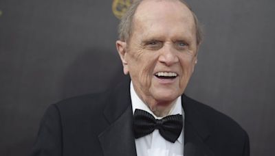 Comedian Bob Newhart, deadpan master of sitcoms and telephone monologues, dies at 94