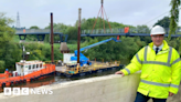Winds delay Worcester crane lift to finish new footbridge