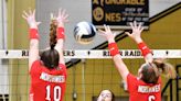 VOLLEYBALL ROUNDUP: Holliday sweeps Henrietta, remains undefeated in district
