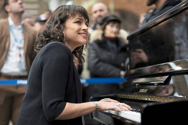 Norah Jones hits all the right notes at Heinz Hall show