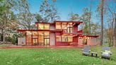 Seattle homebuilder offers home kits based on Frank Lloyd Wright's architectural principles