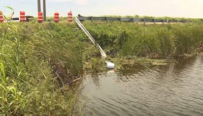 9 dead, including 6 children, after vehicle overturns in Florida canal