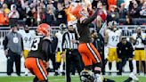 El novato Dorian Thompson-Robinson brilla al final y Browns derrotan 13-10 a Steelers