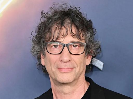 Neil Gaiman recibe nuevas acusaciones de mujeres por su comportamiento inadecuado