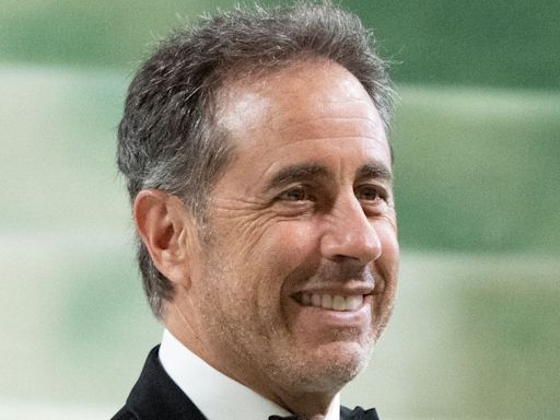 Students Storm Out Of Jerry Seinfeld's Commencement Speech At Duke