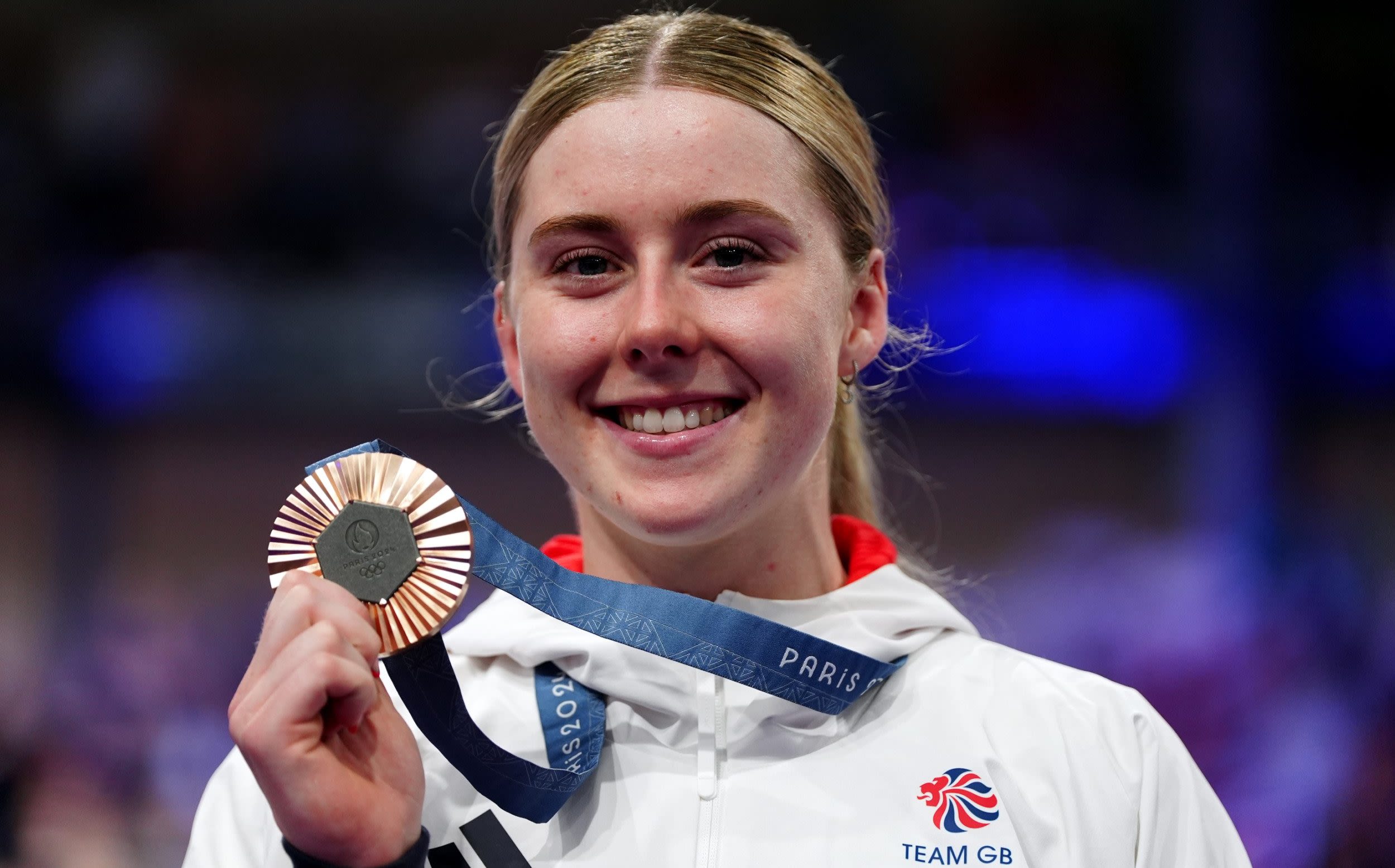 Team GB’s Emma Finucane wins third medal at Paris 2024 before Jack Carlin crashes out of keirin final