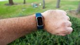 Fitbit Charge 5 update causes battery drain and black screen issues for some