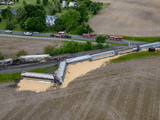 20 train cars carrying grain derail in West Mansfield