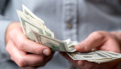Cheque de estímulo: quiénes pueden recibir $1,300 próximamente - El Diario NY