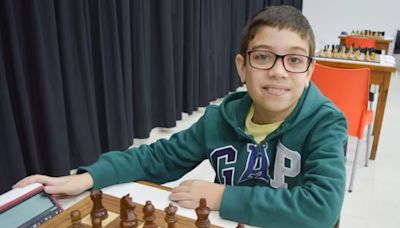Argentino de 10 anos termina torneio invicto e impressiona o mundo do xadrez