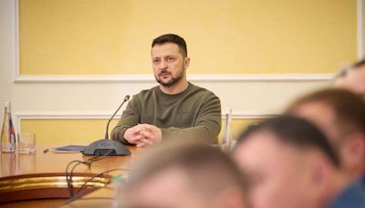 Ukraine is approaching new stage of war, Russians prepare for offensive – Zelenskyy