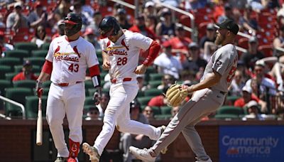 Devers homers for fifth straight game, tying Red Sox record, in 11-3 win over Cardinals