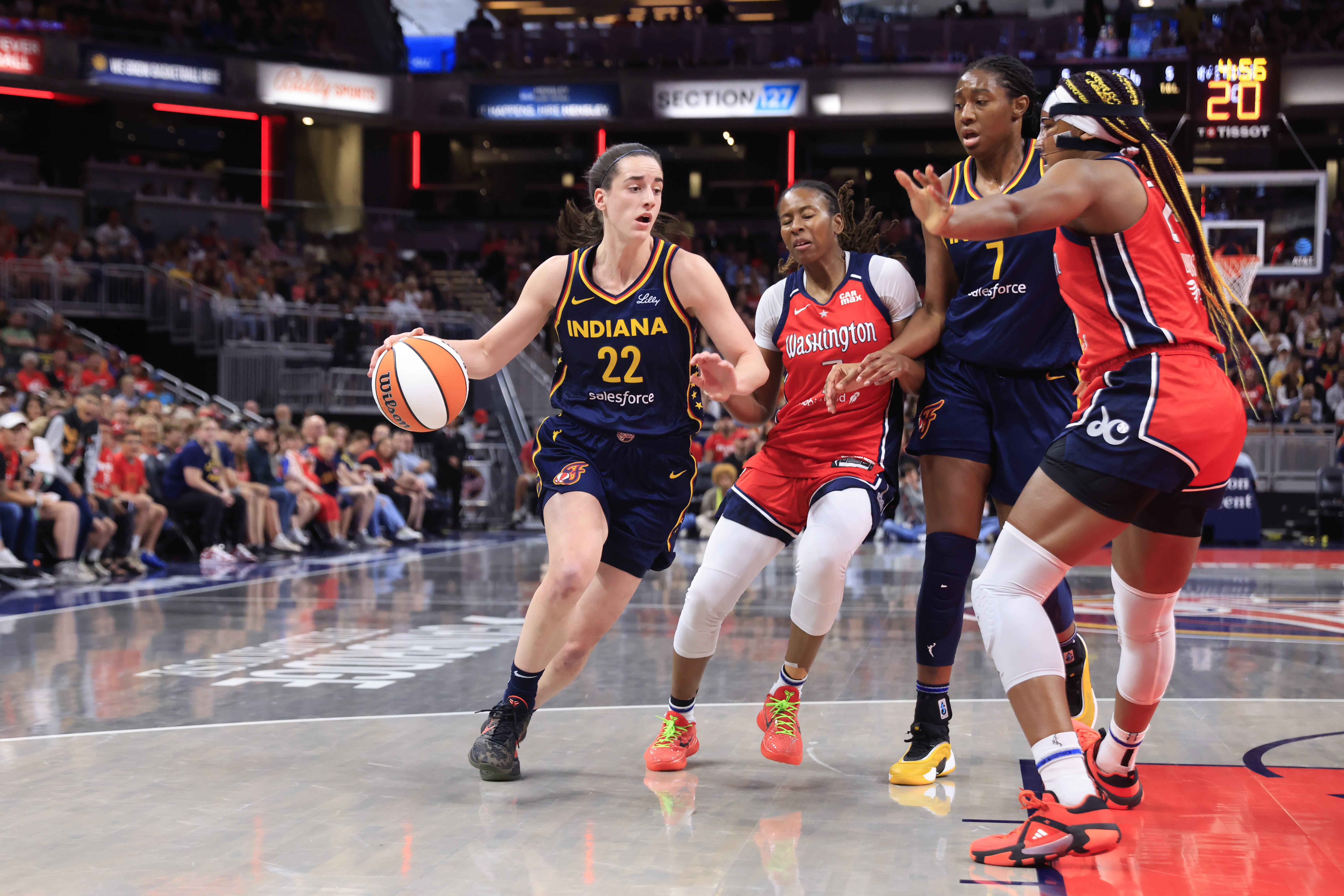 WATCH: Caitlin Clark dishes dazzling behind-the-back pass against Mystics