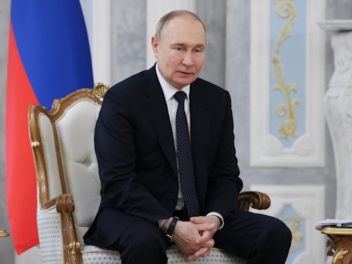 Putin pide reanudar las negociaciones de paz justo cuando sus tropas avanzan en Ucrania