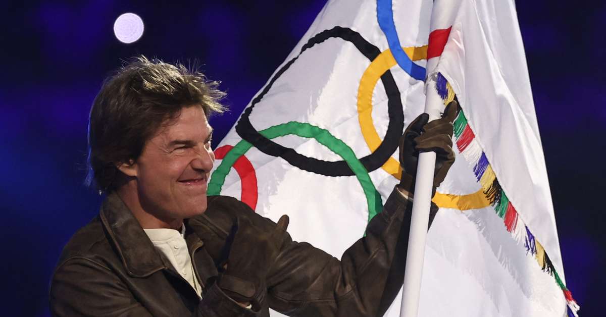 Here's How Much Tom Cruise Was Paid for His Olympic Closing Ceremony Stunt