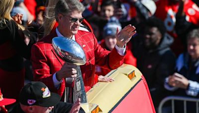 One reason why the Chiefs won't make the playoffs in 2024 | Sporting News