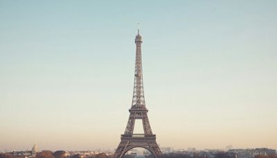 La curiosa historia detrás de la Torre Eiffel, el símbolo de París - La Tercera