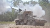 Panzerbauer KNDS präsentiert mehr Feuerkraft auf Rädern