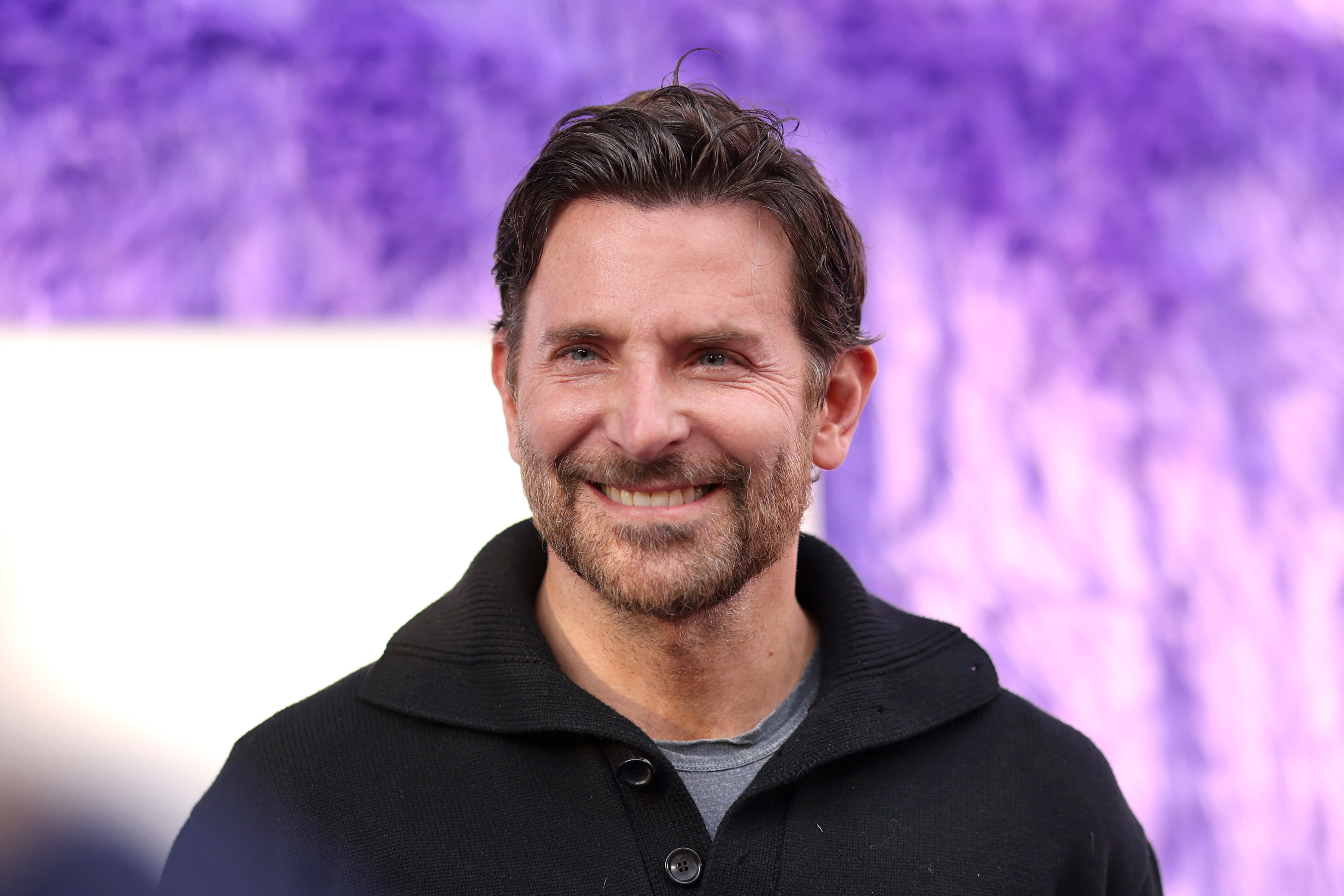 Bradley Cooper’s Daughter Recognizes Her Dad Even in Purple-Monster Form on the Red Carpet