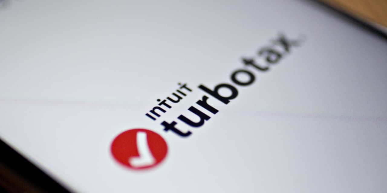 TurboTax’s Intuit Is the S&P 500’s Worst Performer Friday. Analysts Still Like the Stock.