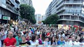 Miles de personas muestran, en València, su 'resistencia' ante los recortes LGTBI con mucho Orgullo