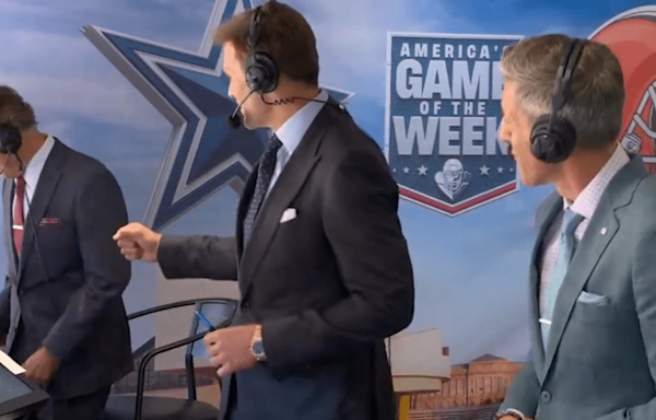 Tom Brady Had Awkward On-Air Moment With Mike Pereira During NFL Broadcasting Debut