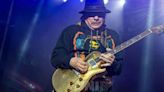 Carlos Santana se pronuncia tras colapso en el escenario durante concierto en Michigan